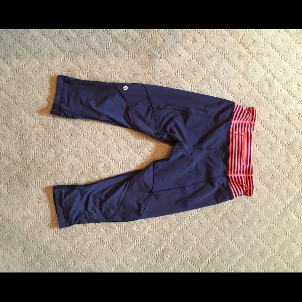 Lululemon crop leggings!